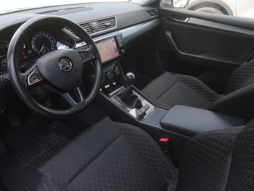 Škoda Superb, 2016