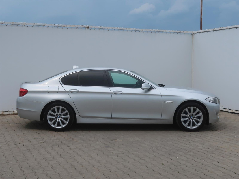 BMW 5, 2010