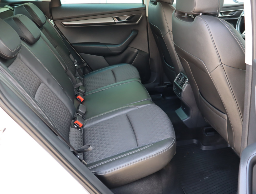 Škoda Karoq, 2018