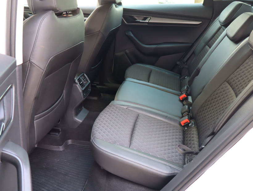 Škoda Karoq, 2018