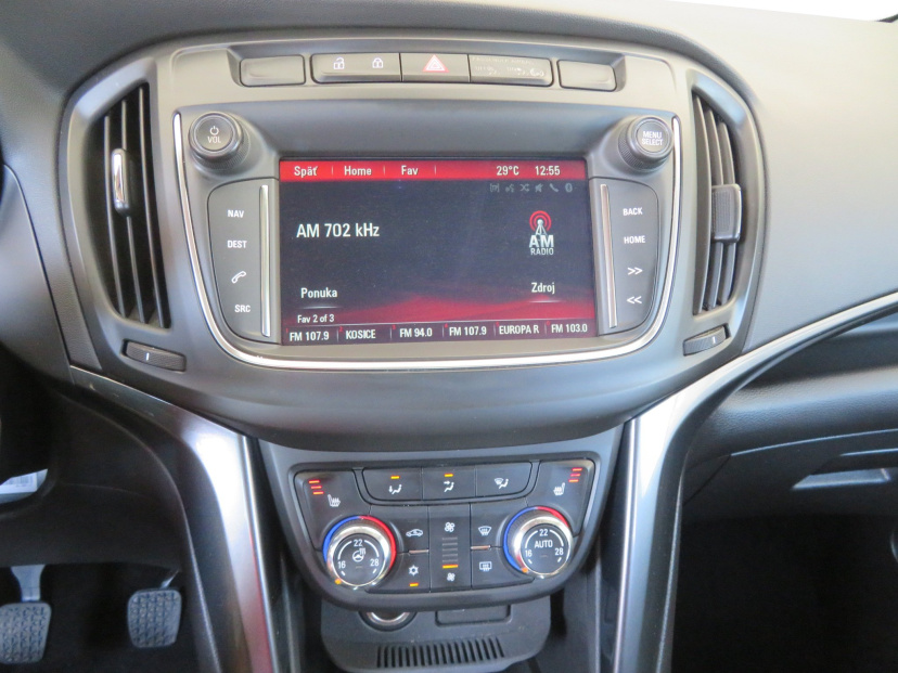 Opel Zafira Tourer, 2017