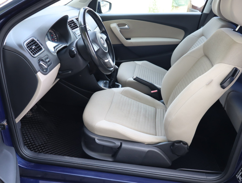 Volkswagen Polo, 2013
