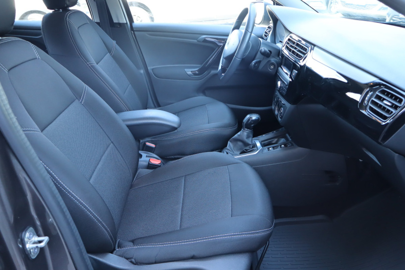 Peugeot 301, 2018