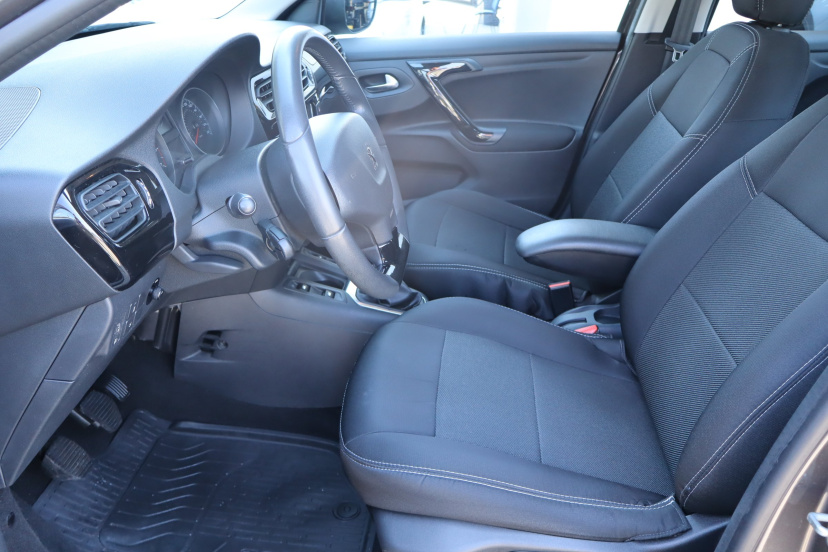 Peugeot 301, 2018