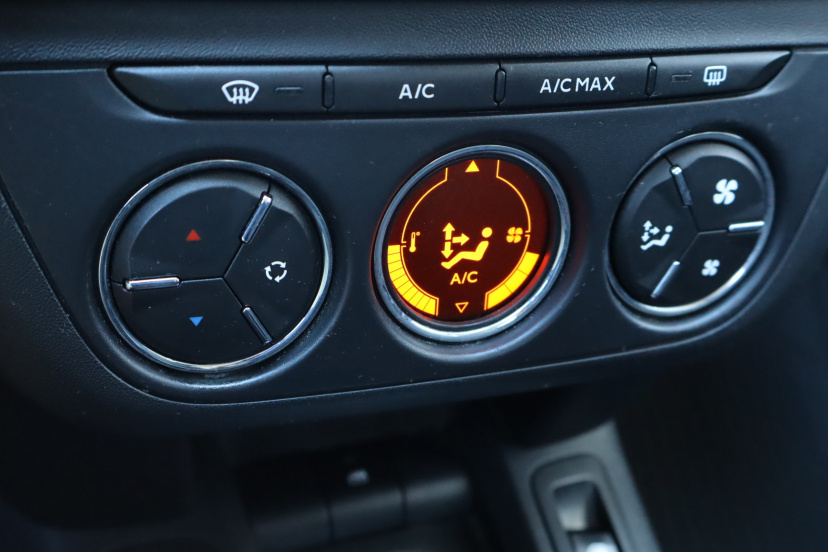 Peugeot 301, 2018