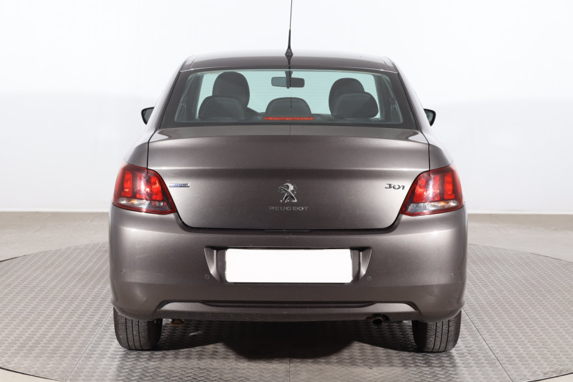 Peugeot 301, 2018
