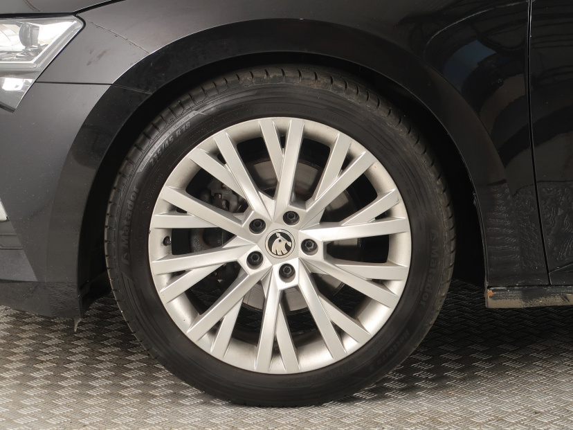 Škoda Superb, 2021