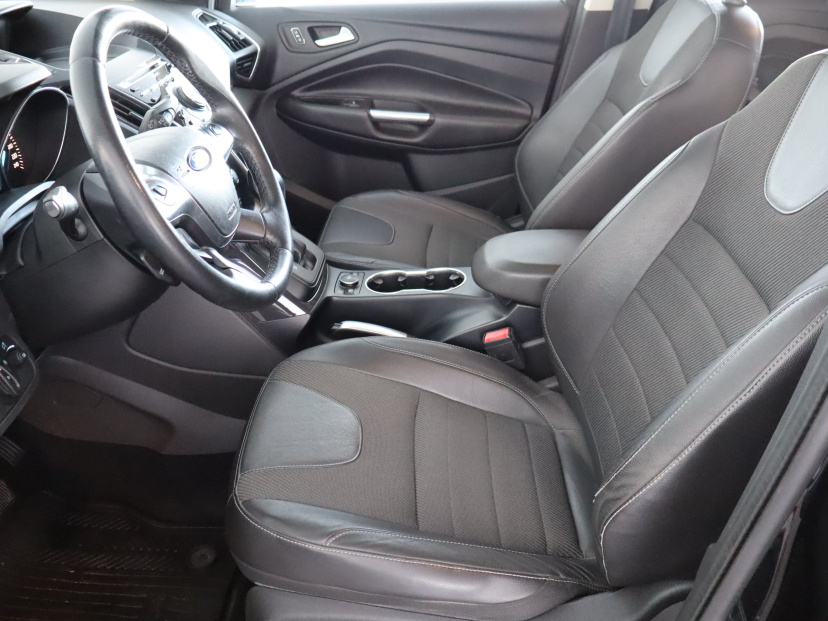 Ford Kuga, 2015