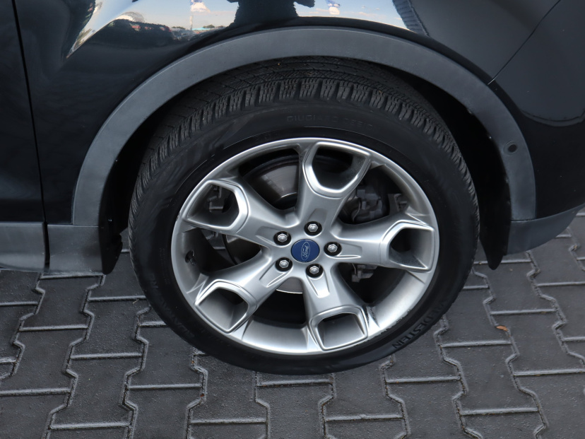 Ford Kuga, 2015