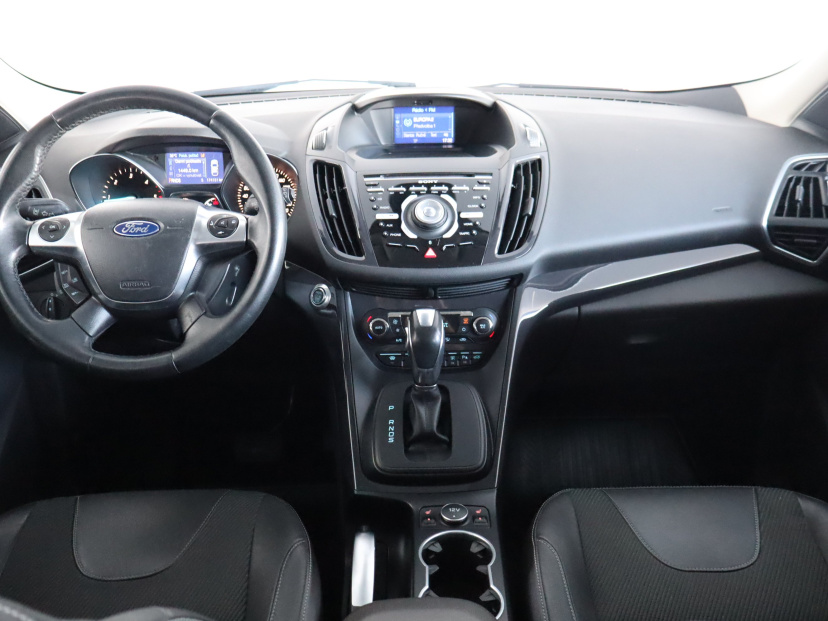 Ford Kuga, 2015