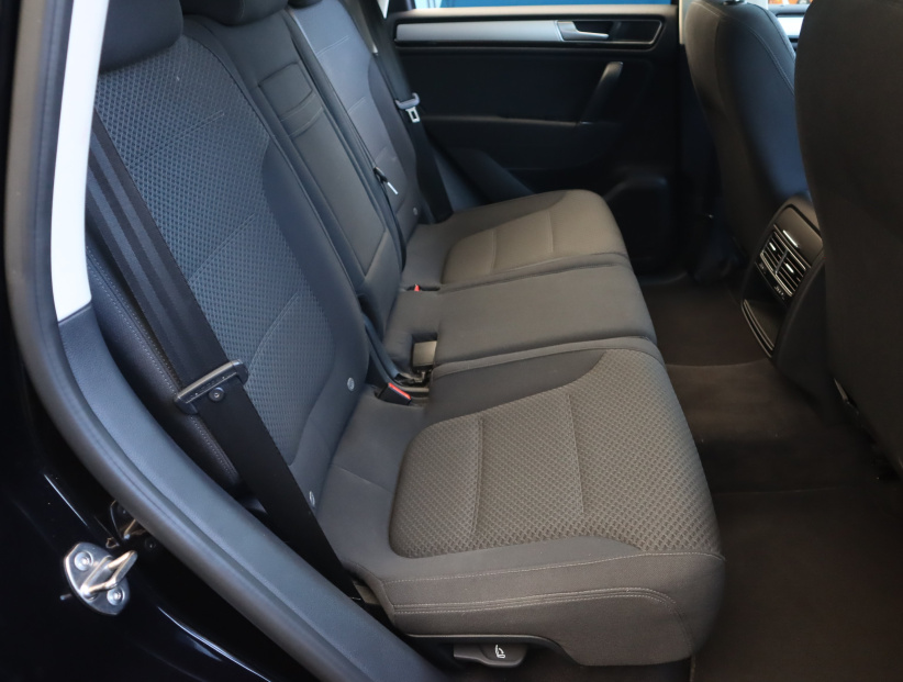 Volkswagen Touareg, 2016
