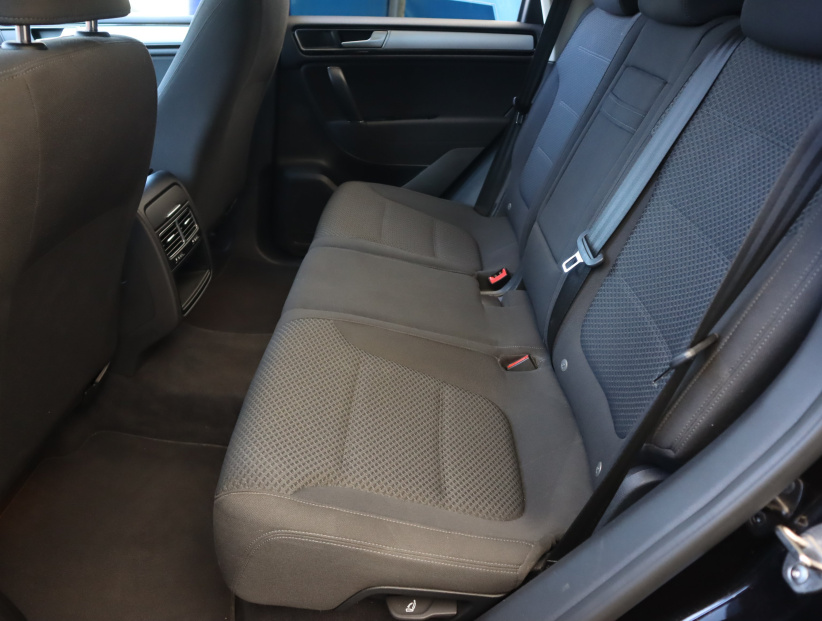 Volkswagen Touareg, 2016