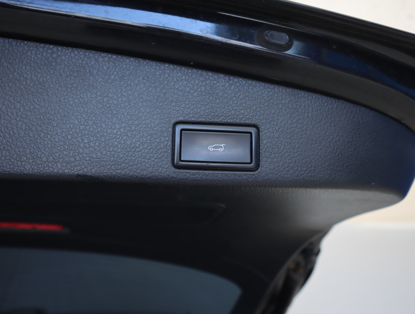 Volkswagen Touareg, 2016