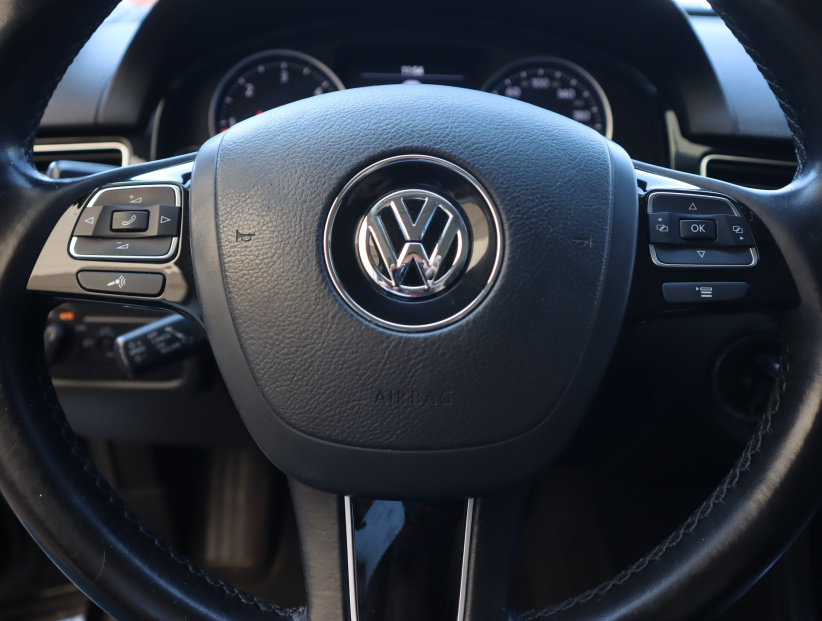 Volkswagen Touareg, 2016