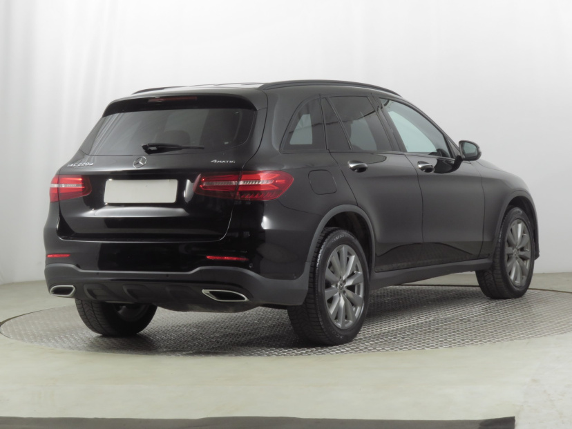 Mercedes-Benz GLC, 2016