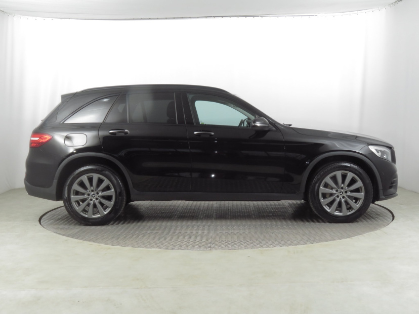 Mercedes-Benz GLC, 2016