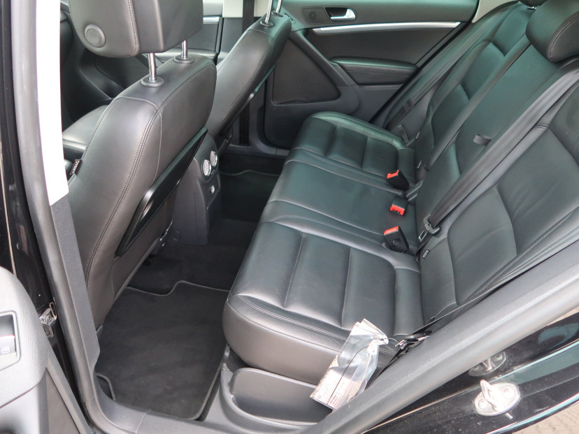 Volkswagen Tiguan, 2013
