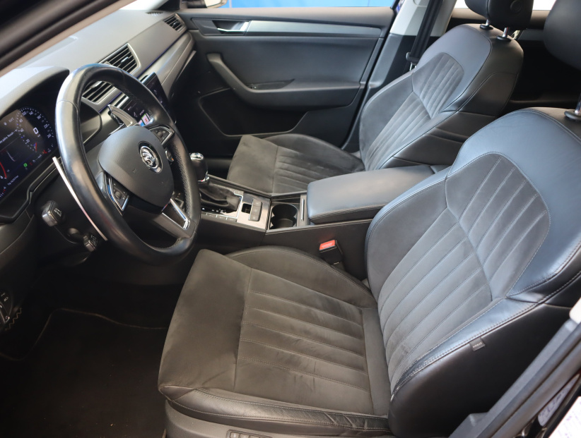 Škoda Superb, 2015