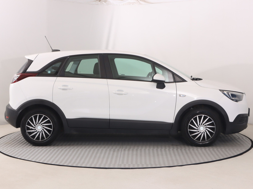 Opel Crossland, 2017