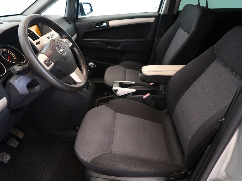 Opel Zafira, 2008