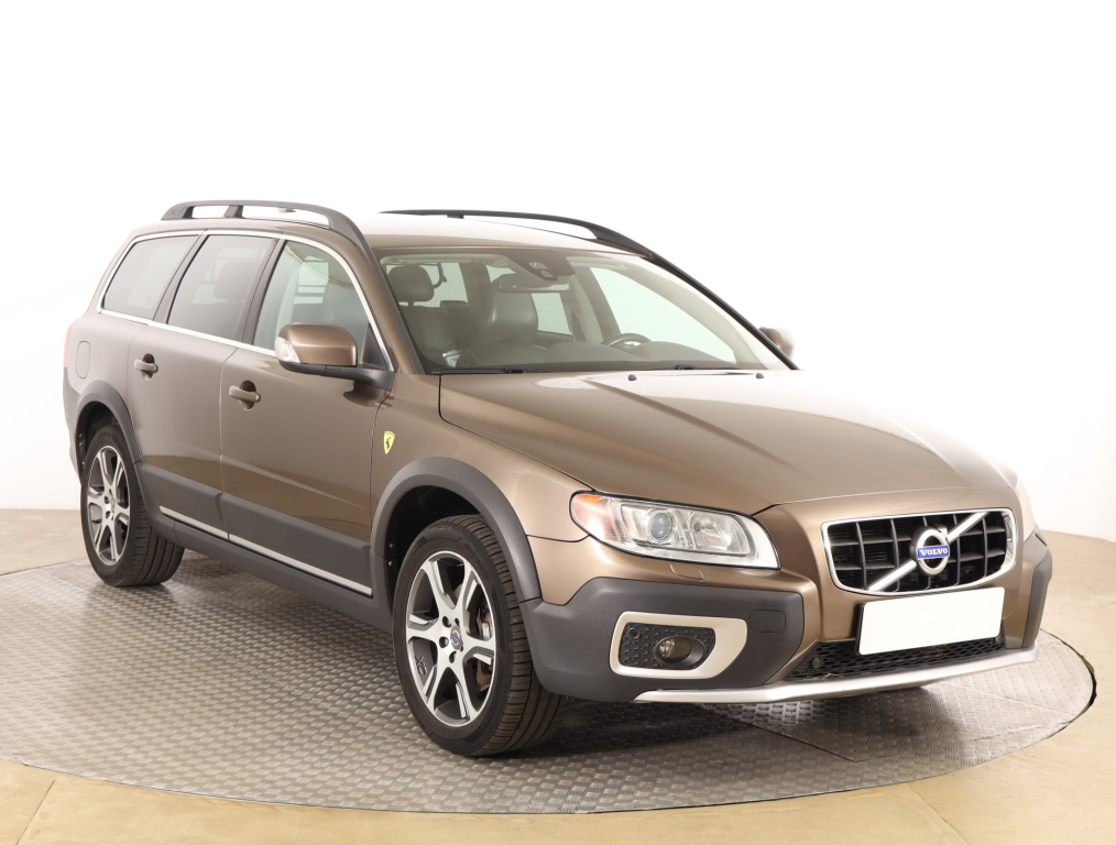 Volvo XC70, 2012
