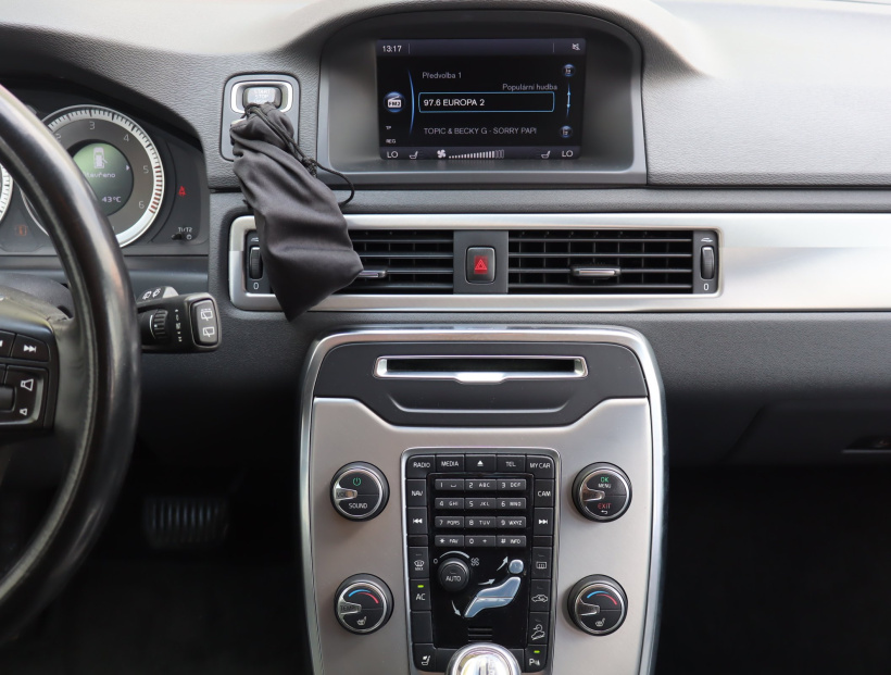 Volvo XC70, 2012