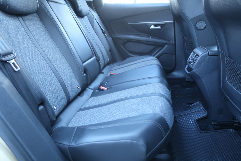 Peugeot 3008, 2017