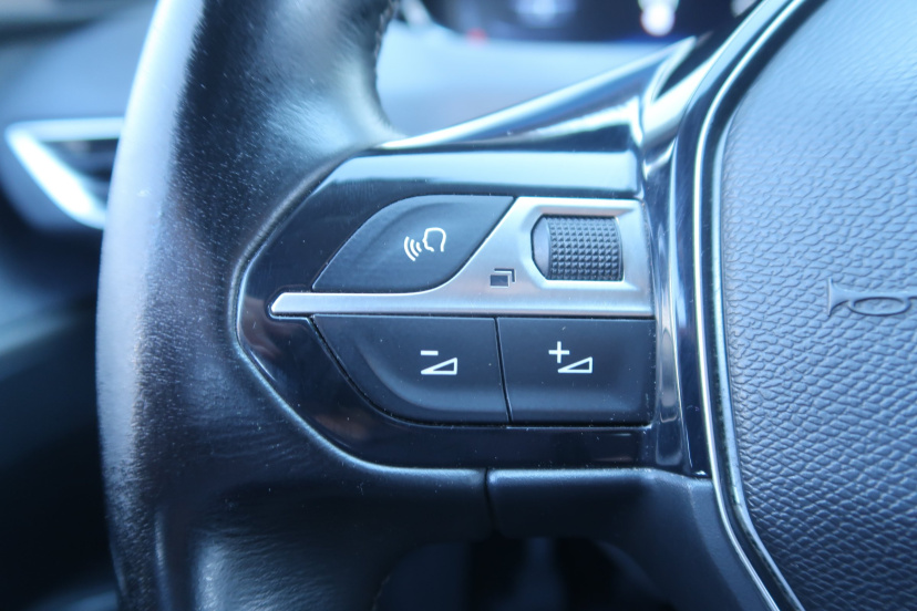 Peugeot 3008, 2017