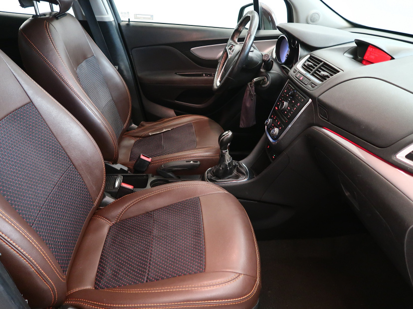 Opel Mokka, 2013