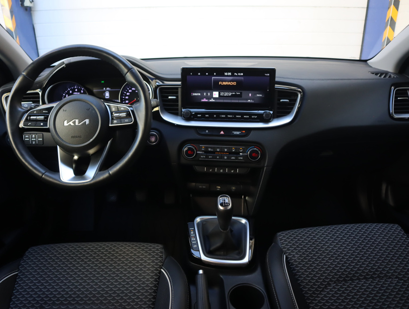 Kia Ceed, 2023