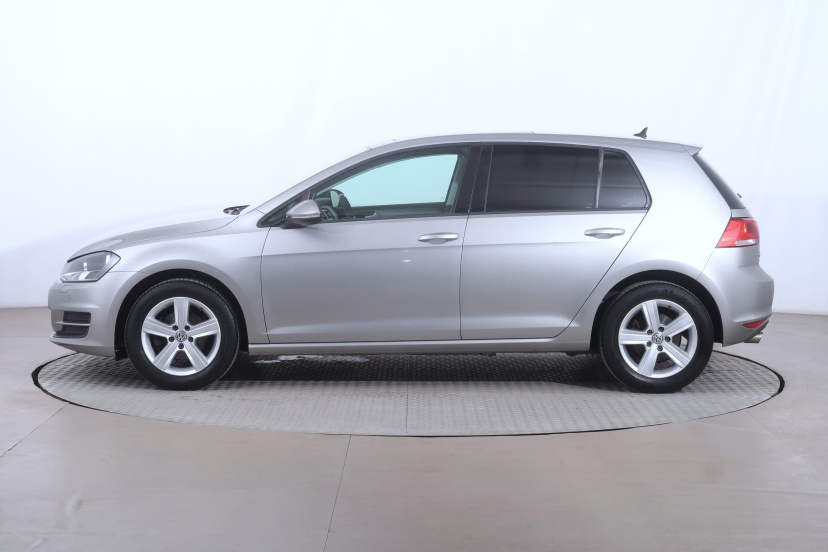 Volkswagen Golf, 2016