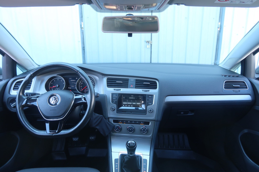 Volkswagen Golf, 2016