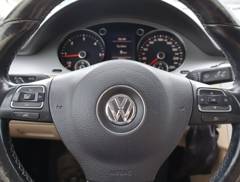 Volkswagen Passat CC, 2009