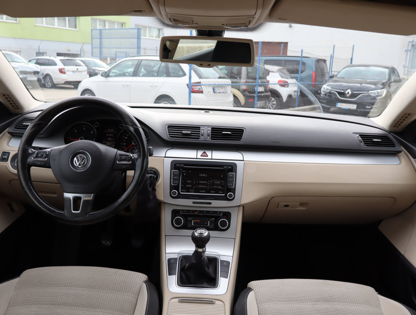 Volkswagen Passat CC, 2009