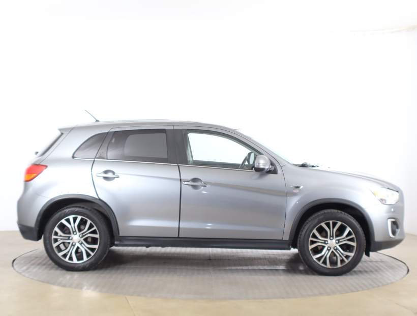 Mitsubishi ASX, 2016