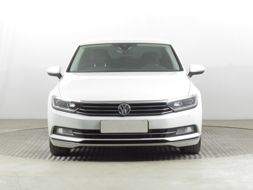Volkswagen Passat, 2017