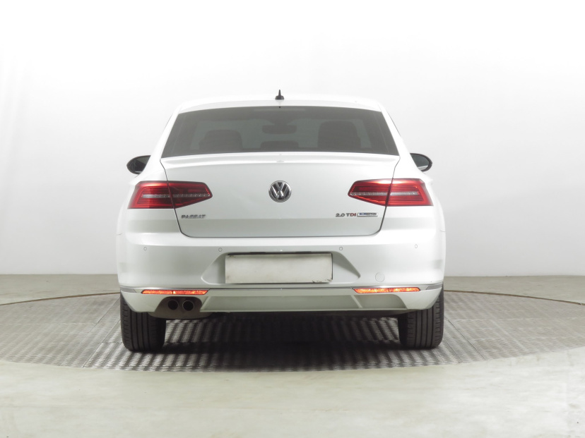 Volkswagen Passat, 2017