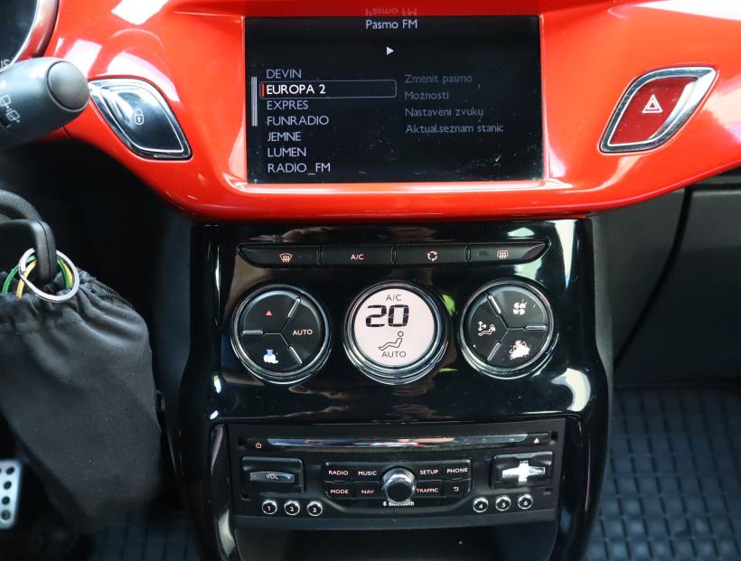 Citroen DS3, 2015