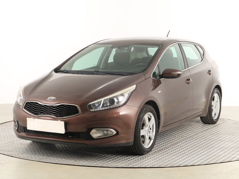 Kia Ceed, 2012
