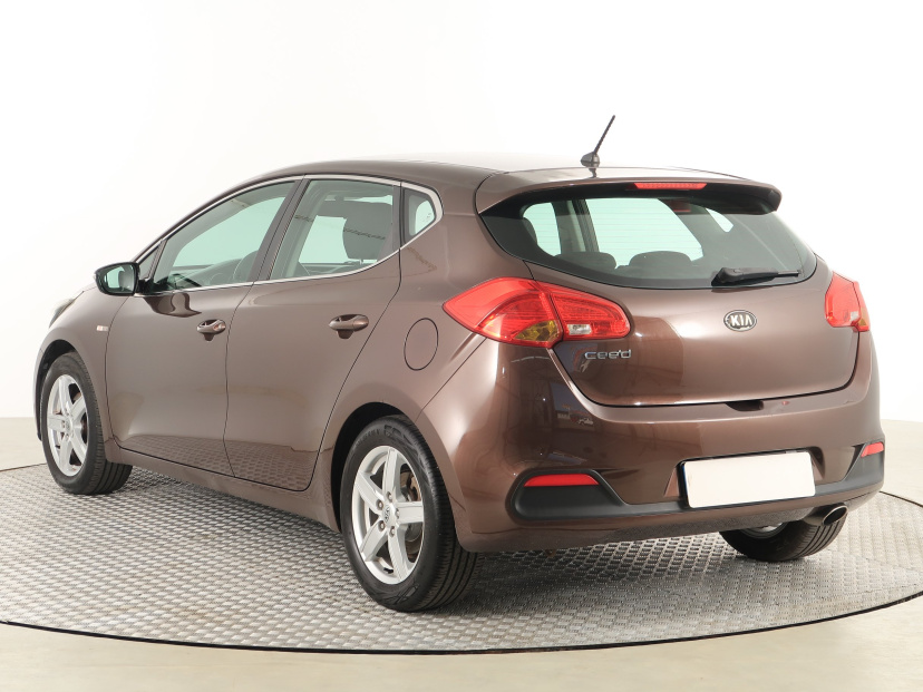 Kia Ceed, 2012