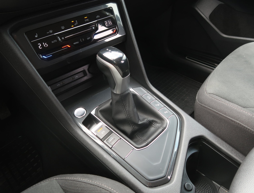 Volkswagen Tiguan, 2022