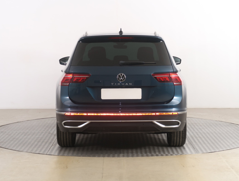 Volkswagen Tiguan, 2022