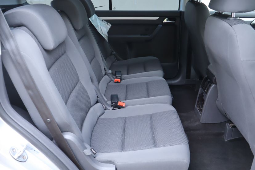 Volkswagen Touran, 2012