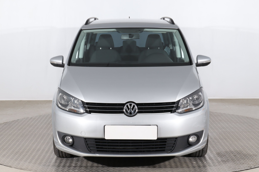 Volkswagen Touran, 2012