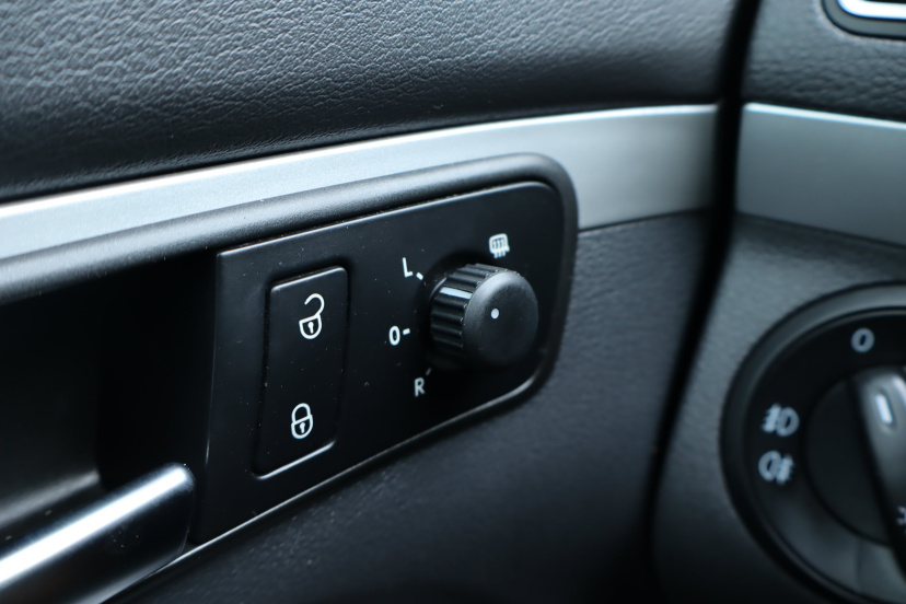Volkswagen Touran, 2012