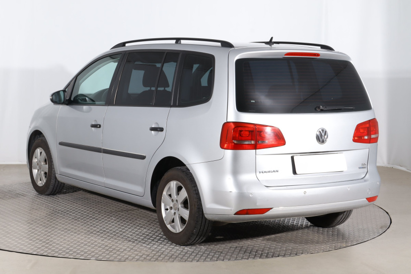 Volkswagen Touran, 2012
