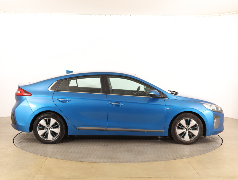 Hyundai Ioniq, 2018
