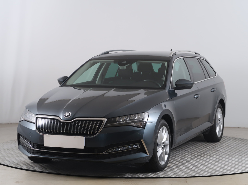 Škoda Superb, 2021