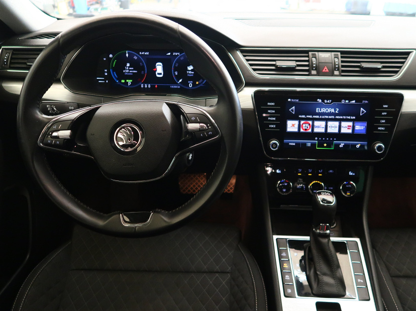 Škoda Superb, 2021