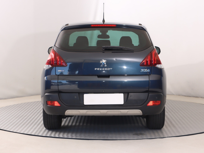 Peugeot 3008, 2015